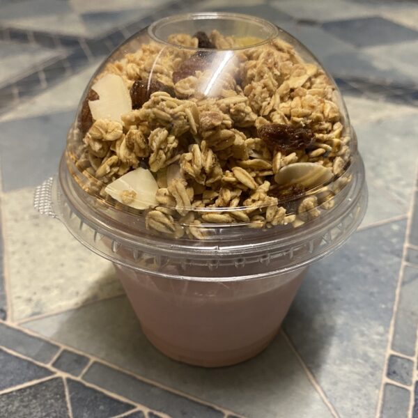 Yoghurt & Granola Breakfast Pot